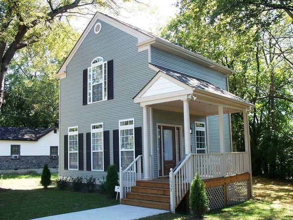 1537 Arthur Ave , Nashville, TN 37208