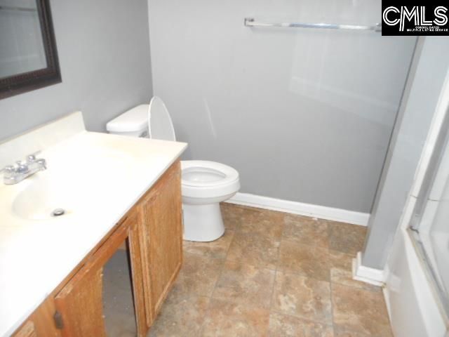 247 Thornhill Road  Photo 9