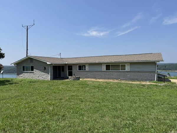 17 CR 830, Henderson, AR 72544
