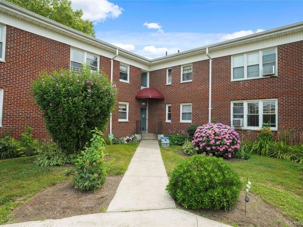 7 Winchester Avenue, Unit 2A, Yonkers, NY 10710