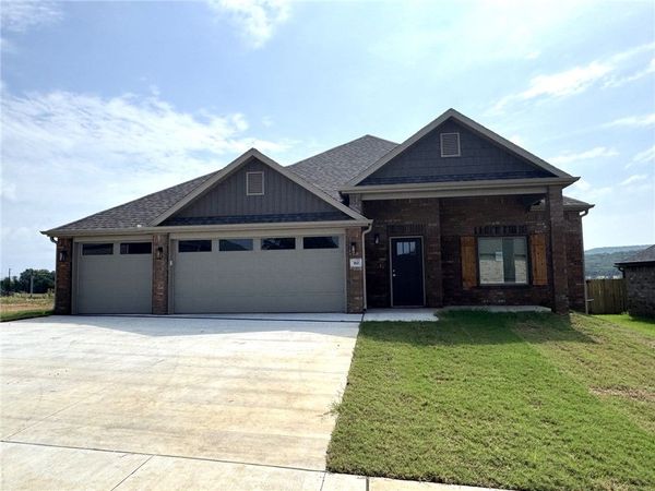 163 S Eagle Mountain Street, Prairie Grove, AR 72753