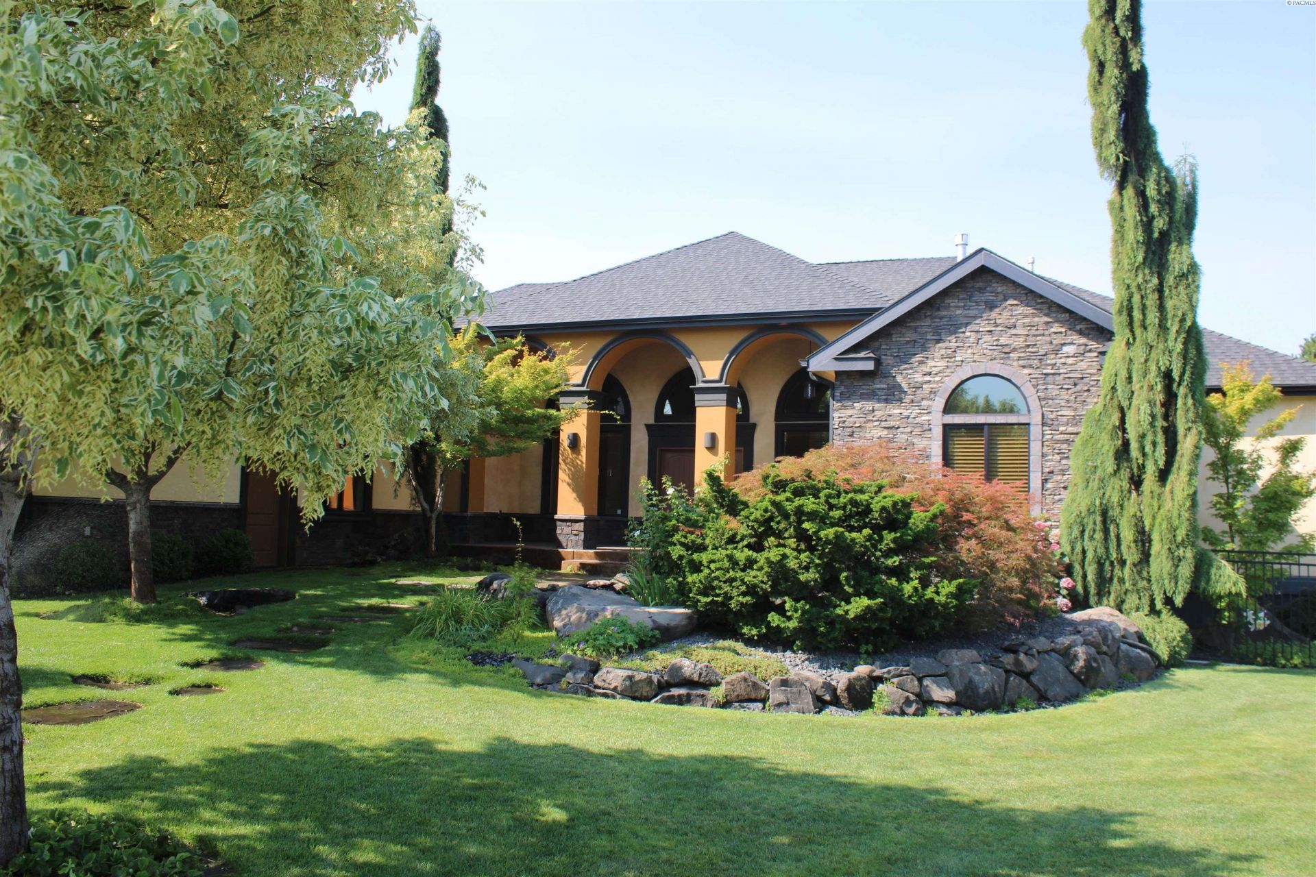 922 W Allenwhite Dr., Richland, WA 99352 Main Photo