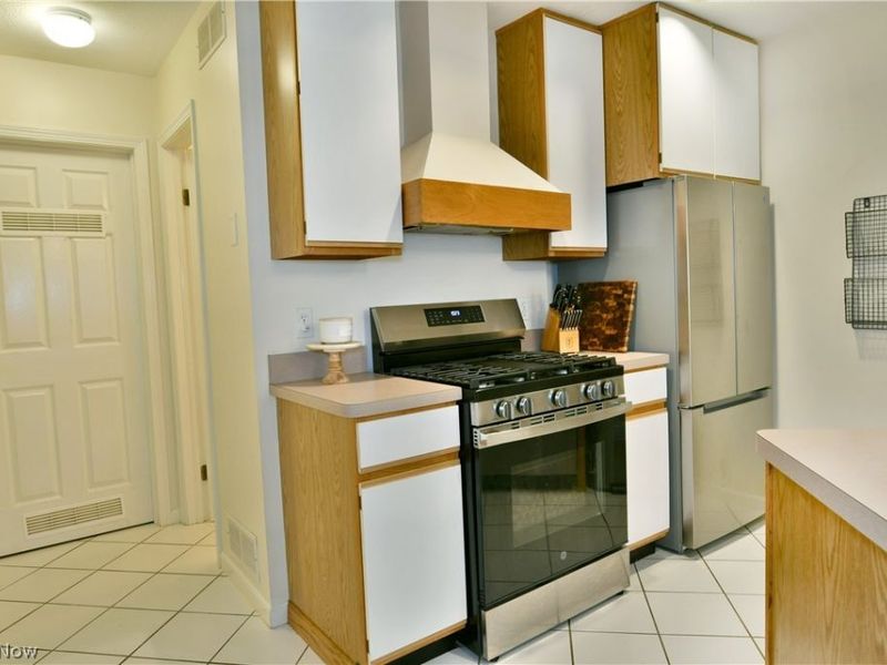 1283 Red Tail Hawk Court, Unit 3, Youngstown, OH 44512 Photo 18