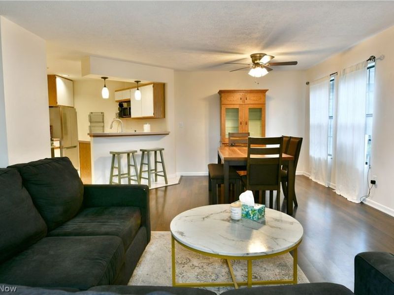 1283 Red Tail Hawk Court, Unit 3, Youngstown, OH 44512 Photo 7