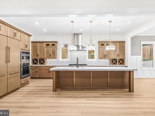 1905 N TAYLOR STREET, ARLINGTON, VA 22207