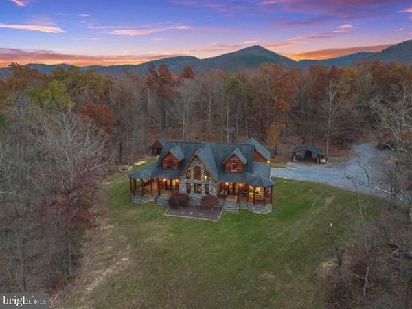4851 ARROWPOINT DRIVE, ELKTON, VA 22827