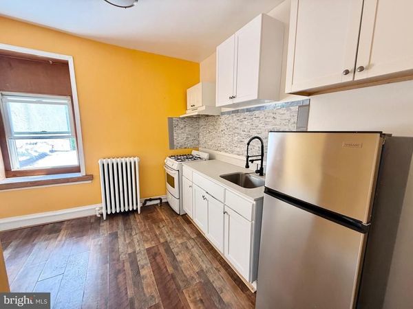 911 N 42ND STREET, PHILADELPHIA, PA 19104