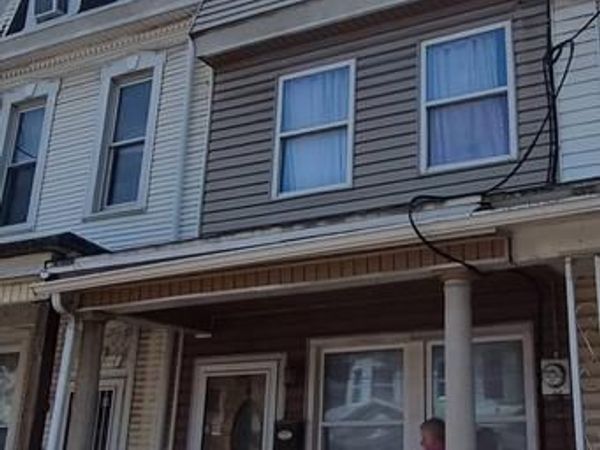 16 EAST AVENUE , MT CARMEL, PA 17851