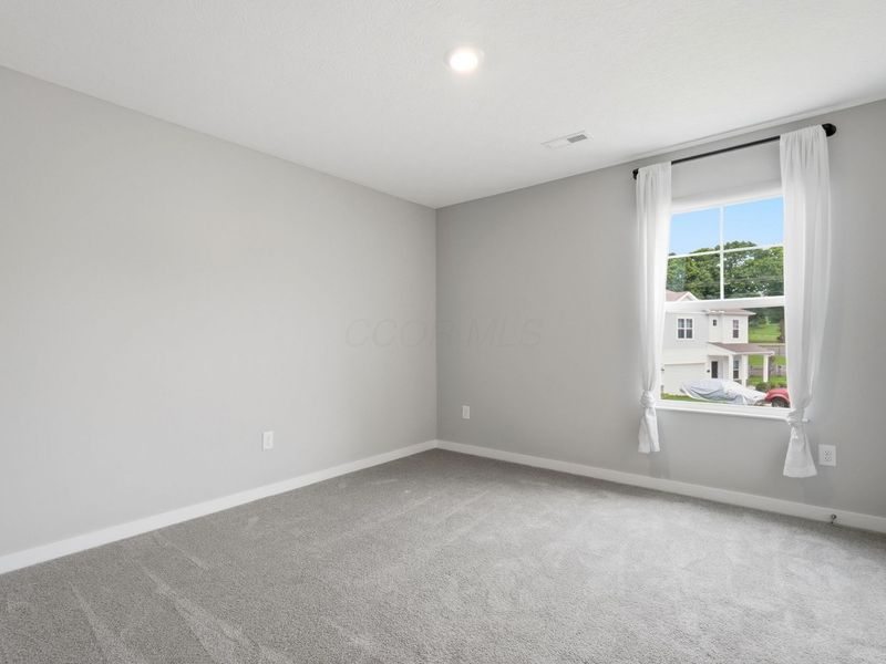 384 Kells Court E, Newark, OH 43055 Photo 25