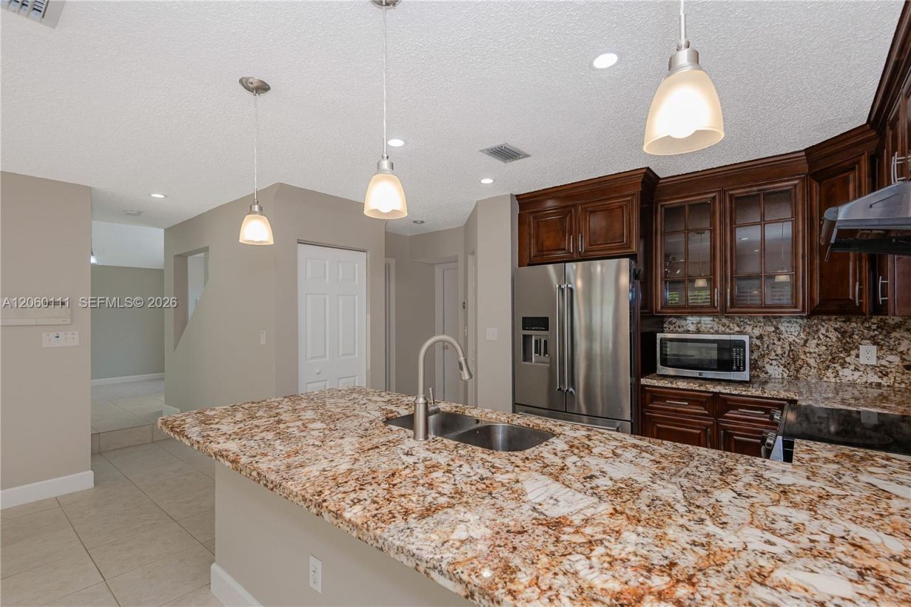 1397 Harbour Side Dr , Weston, FL 33326 Photo