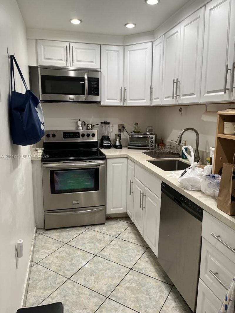 4803 NW 7th St , Unit 306-14, Miami, FL 33126 Photo