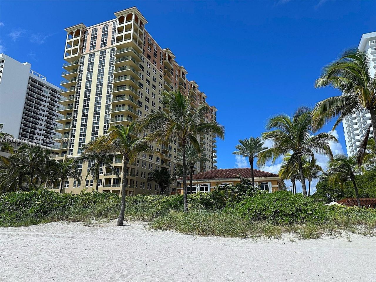 2080 S Ocean Drive, Unit 204, Hallandale Beach, FL 33009 Photo