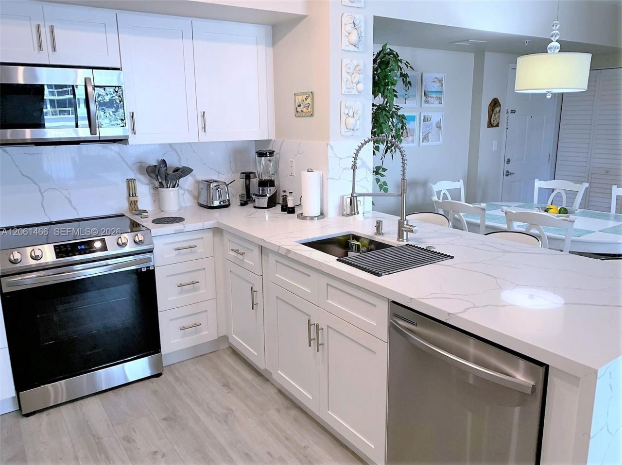 2080 S Ocean Drive, Unit 204, Hallandale Beach, FL 33009 Photo