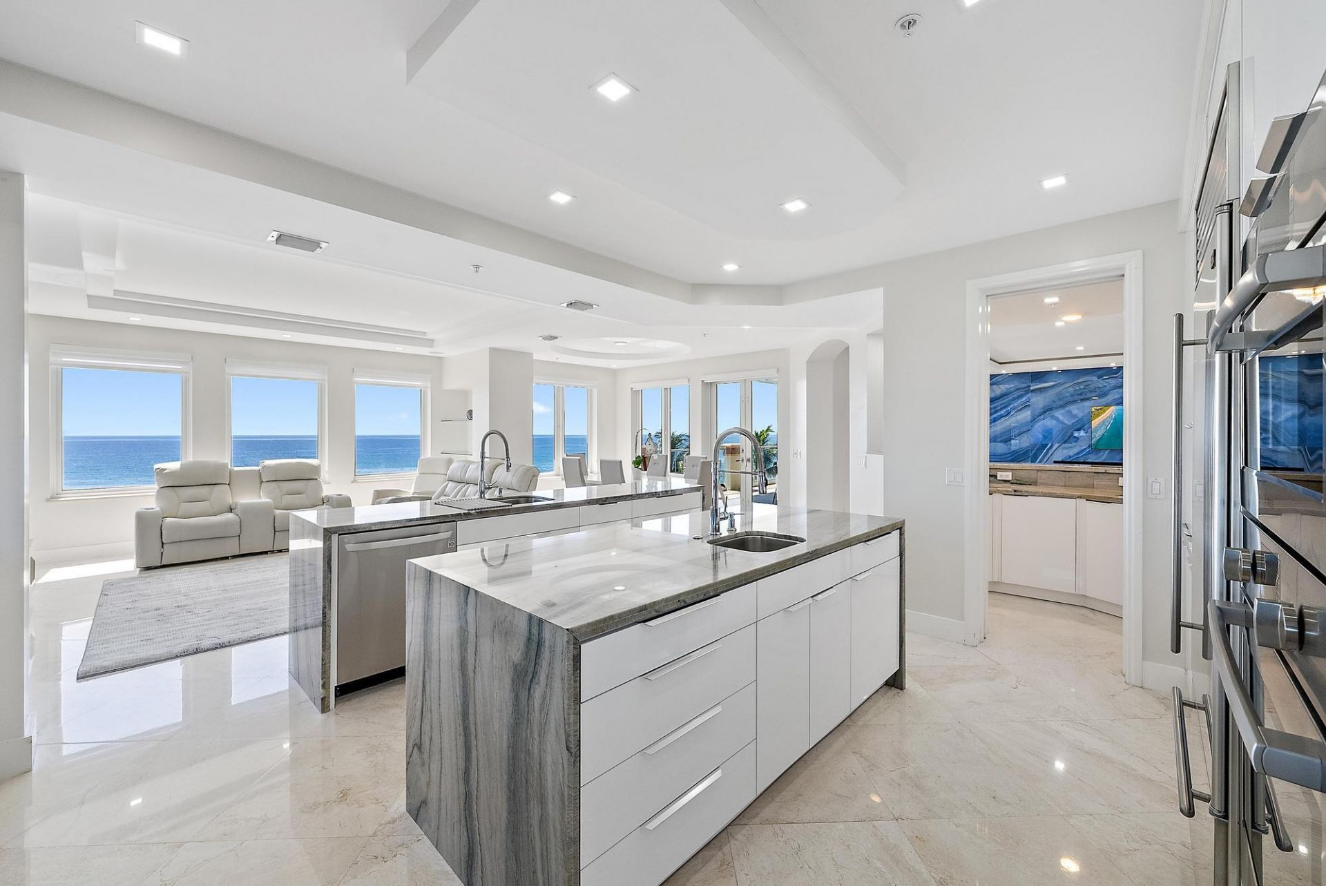 2070 N Ocean Boulevard, Unit PH4, Boca Raton, FL 33431 Photo