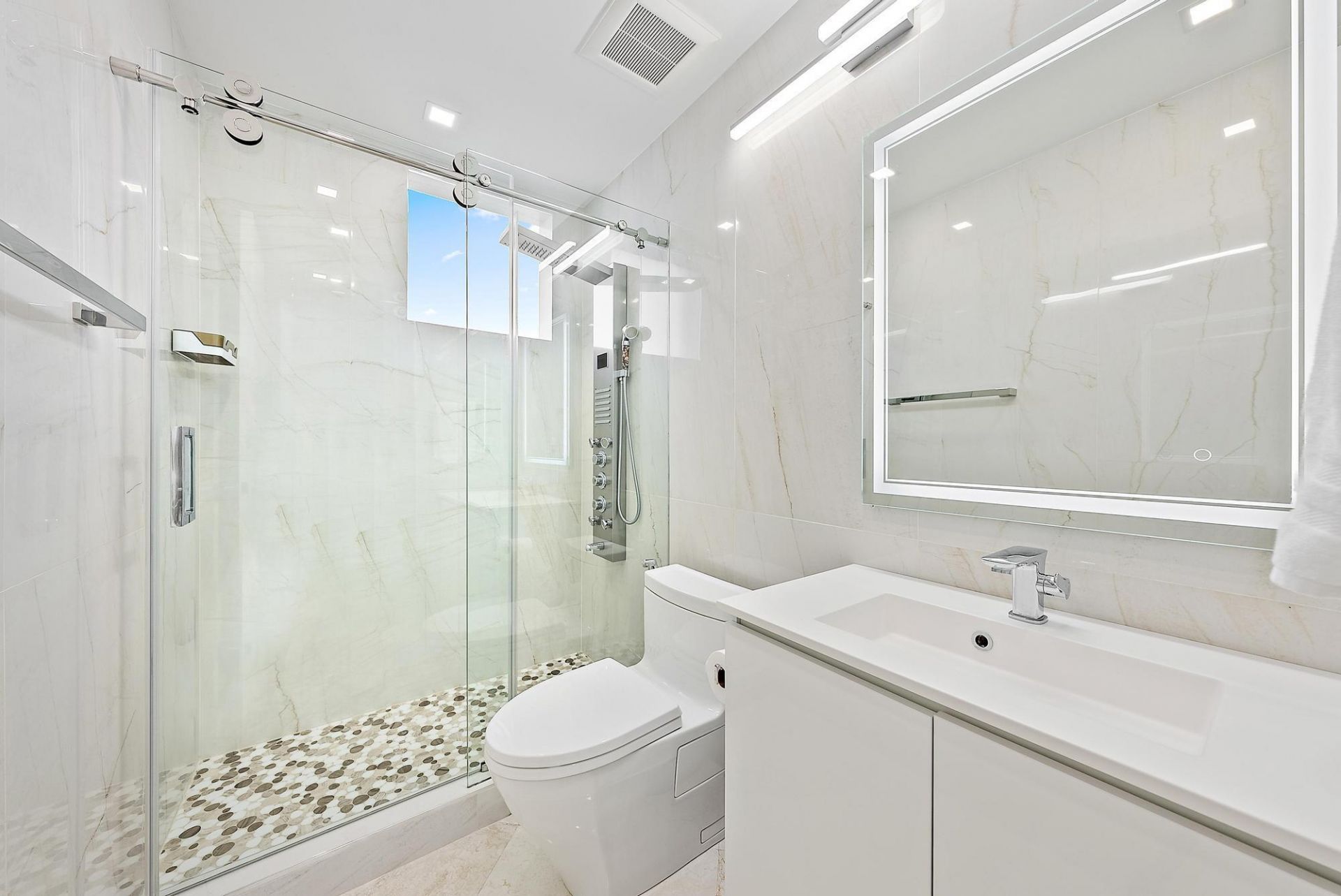 2070 N Ocean Boulevard, Unit PH4, Boca Raton, FL 33431 Photo