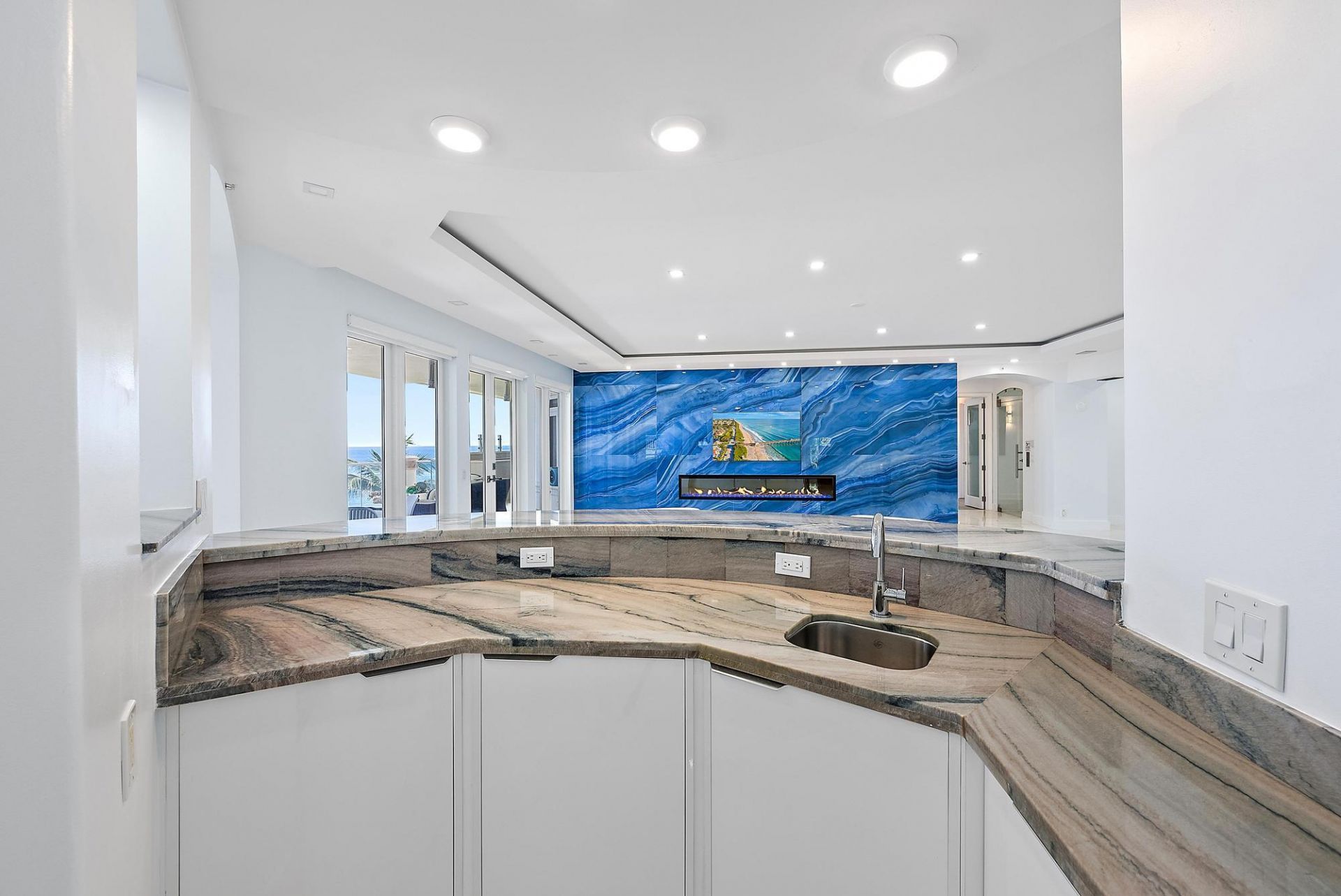 2070 N Ocean Boulevard, Unit PH4, Boca Raton, FL 33431 Photo