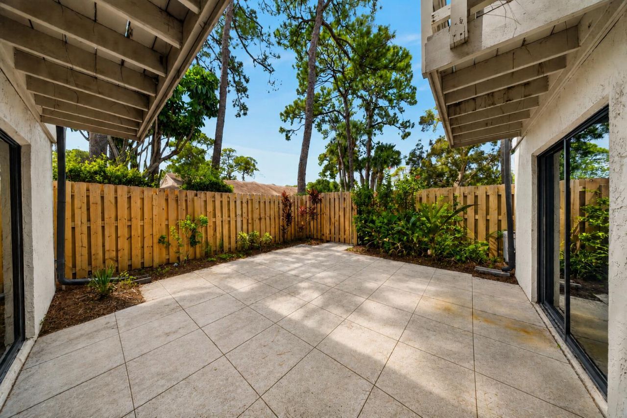 2811 Stoneway Lane, Unit A, Fort Pierce, FL 34982 Photo
