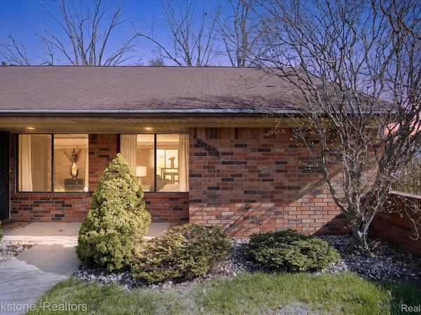 23056 Harrington Street, Clinton Township, Mi 48036