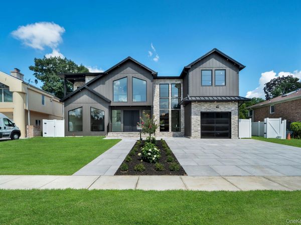 1931 Stratford Drive, Westbury, NY 11590