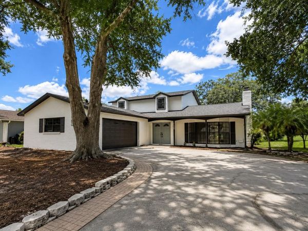 16209 W COURSE DRIVE , TAMPA, FL 33624