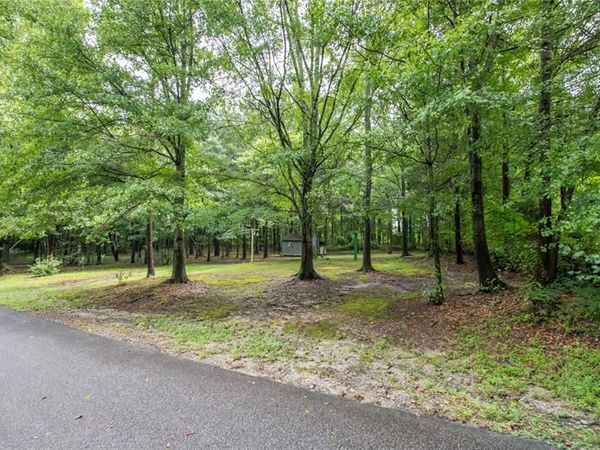 515 Susan Drive , Villa Rica, GA 30180