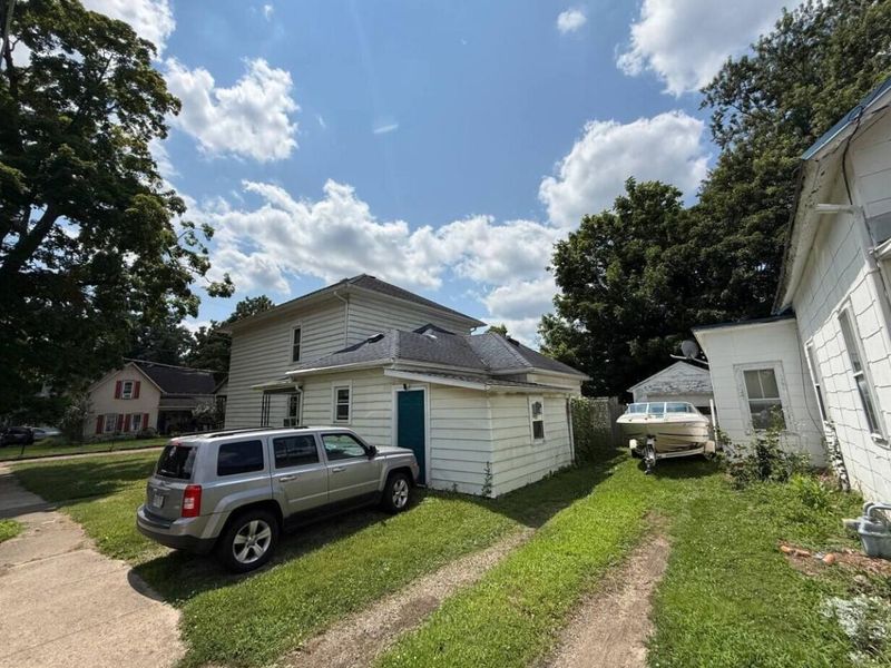 307 E Burgess Street , Mount Vernon, OH 43050 Photo 8