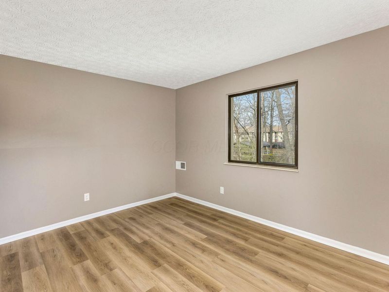 4117 Karl Road , Unit 208, Columbus, OH 43224 Photo 18