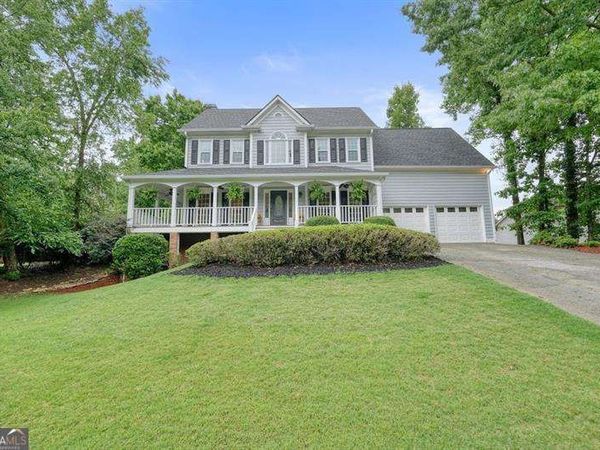 1011 Fairway Valley Drive, Woodstock, GA 30189