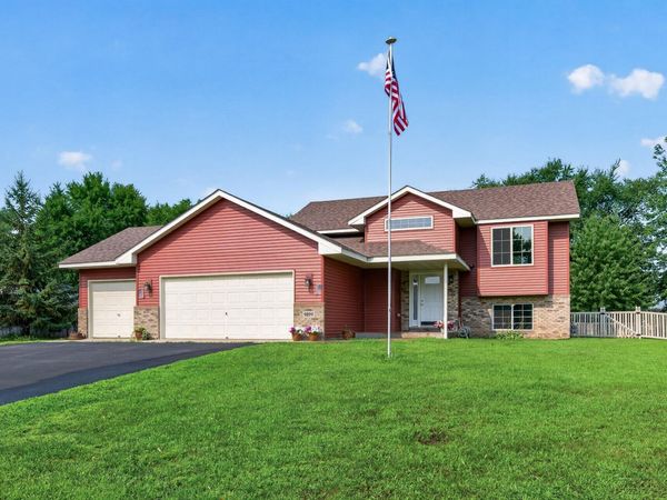 9899 Prescott Drive, Monticello, MN 55362
