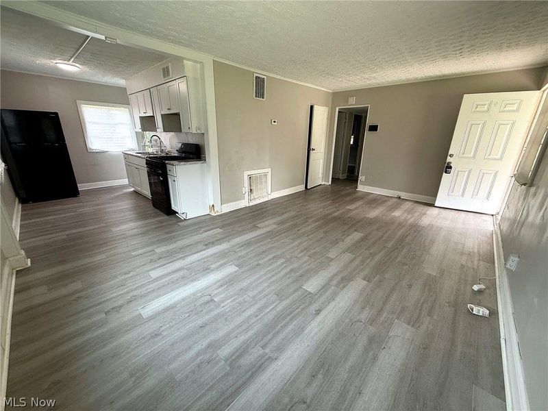 4109 E 106th Street, Cleveland, OH 44105 Photo 4