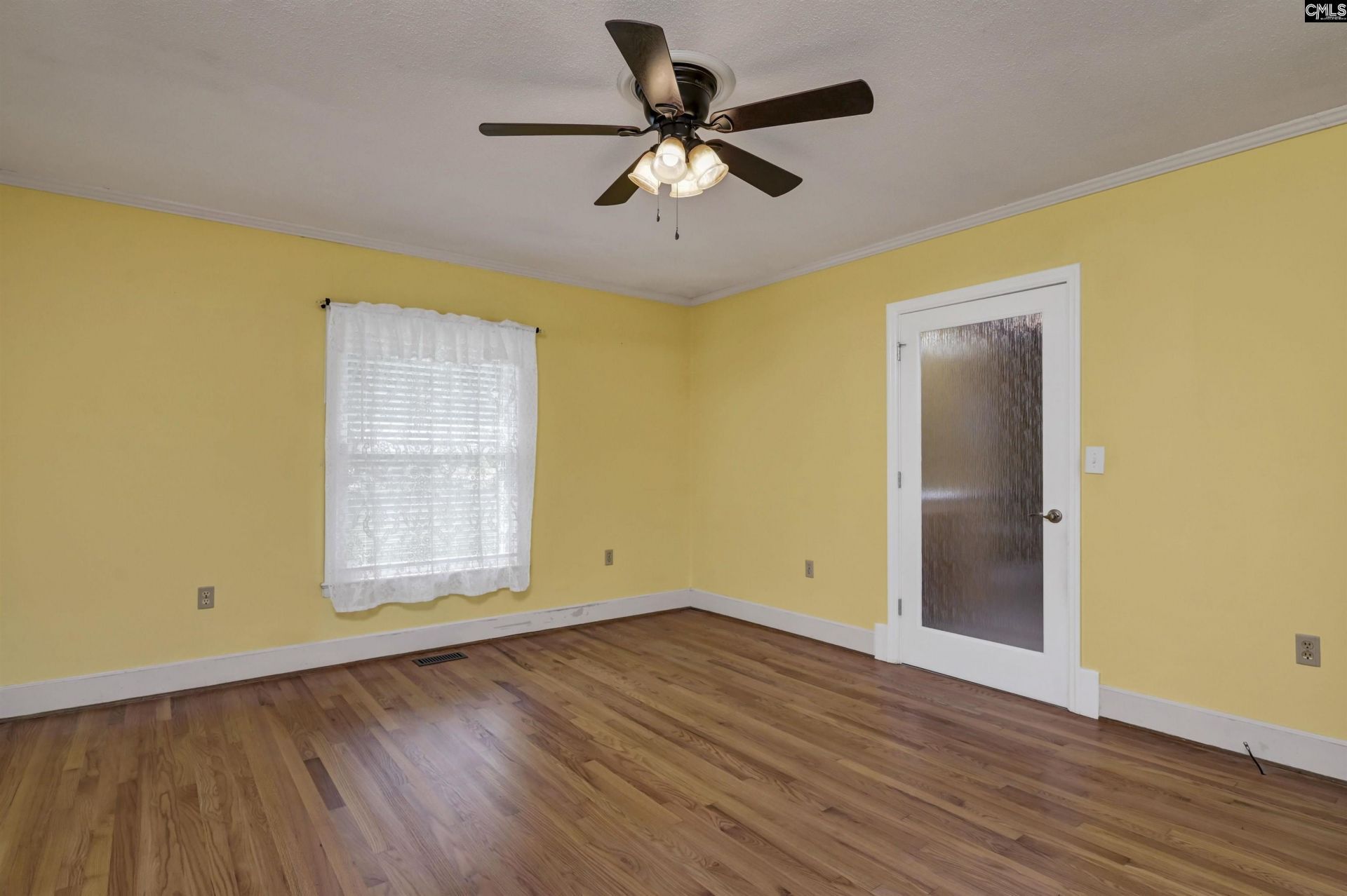 1119 Douglas Street Photo 11