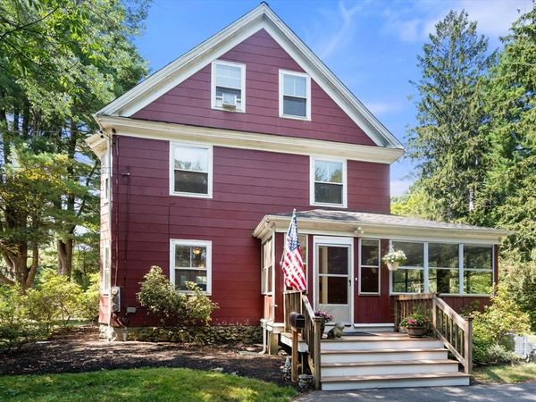 15 Morningside Dr, Walpole, MA 02081