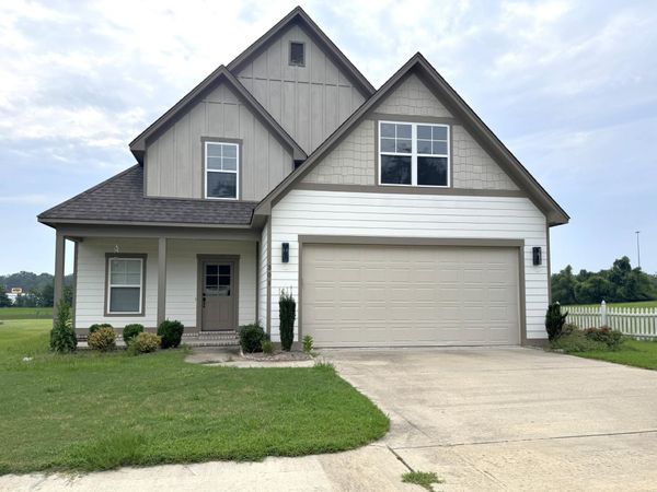 301 Starlyn Dr., New Albany, MS 38652