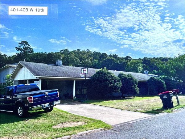 401 W 19th Street , Russellville, AR 72801
