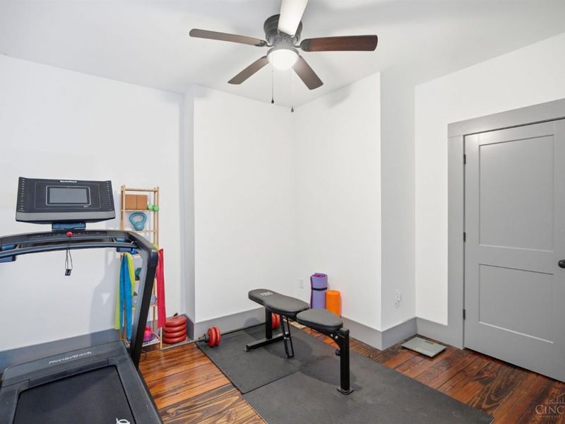 139 Winkler Street, Cincinnati, OH 45219 Photo 27