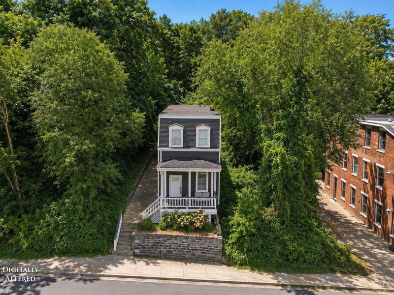 139 Winkler Street, Cincinnati, OH 45219 Photo 3