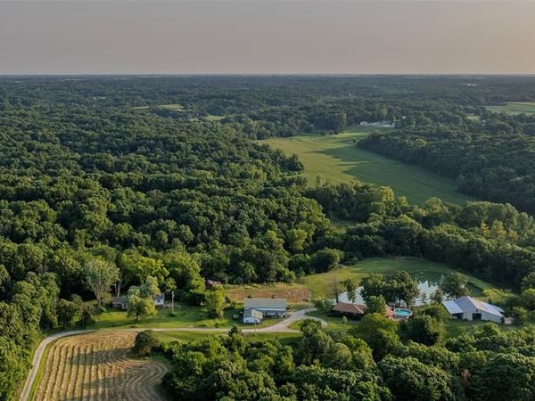 7067-7073 Farrow Lane , Godfrey, IL 62035