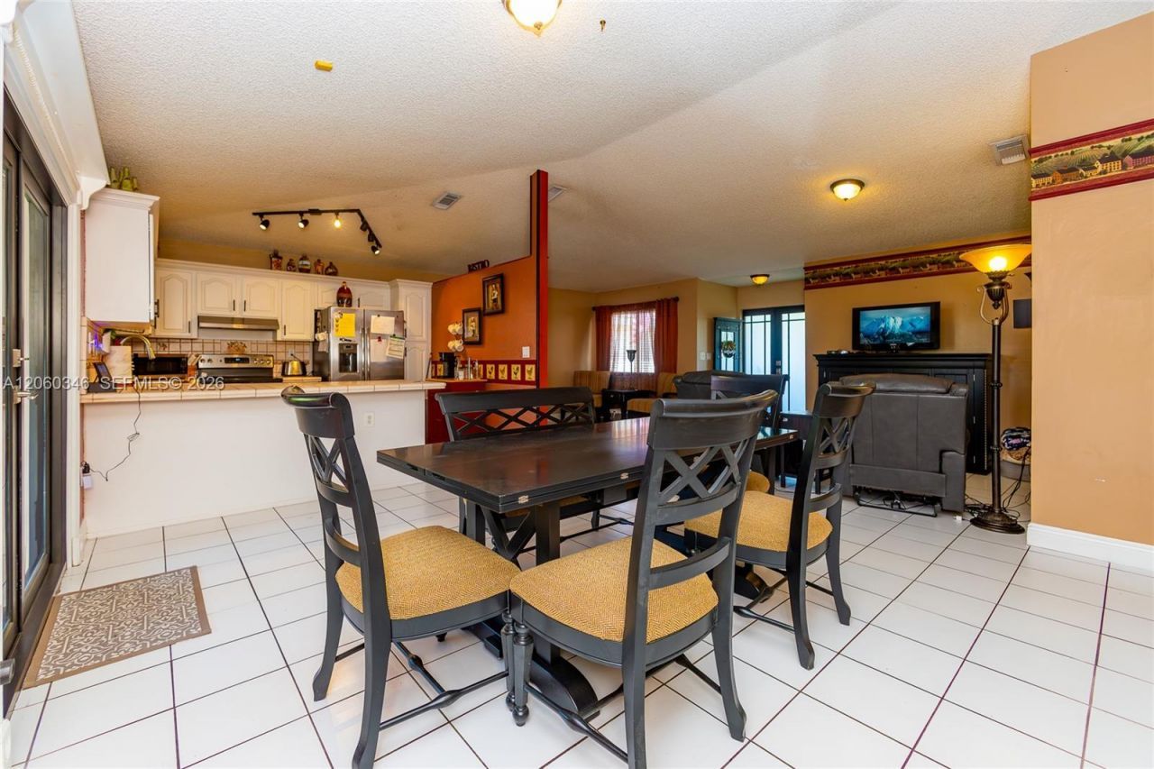 14851 SW 59th St, Miami, FL 33193 Photo