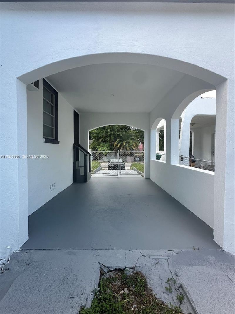 1836 NW 33rd St, Miami, FL 33142 Photo
