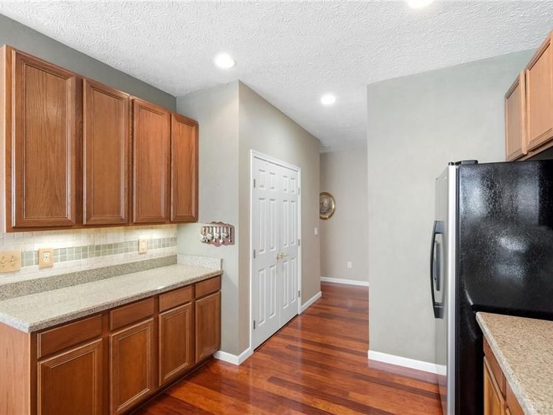 453 Bending Branch Lane, Miamisburg, OH 45342 Photo 10