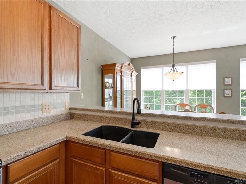 453 Bending Branch Lane, Miamisburg, OH 45342 Photo 12