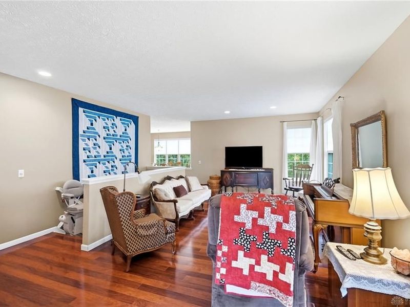 453 Bending Branch Lane, Miamisburg, OH 45342 Photo 5