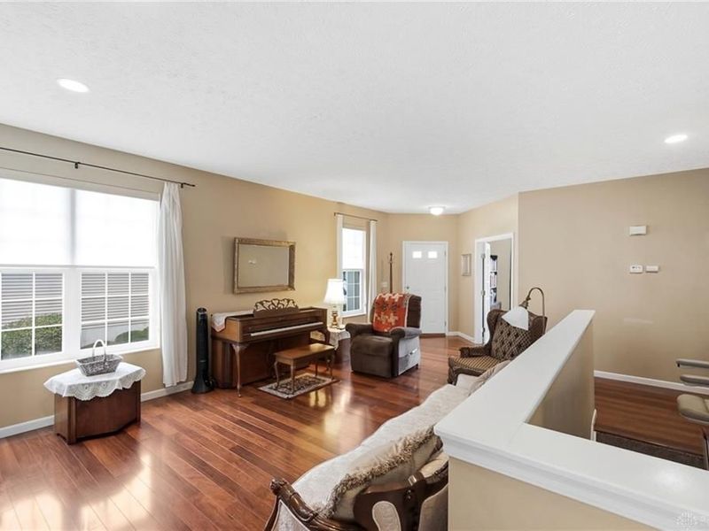453 Bending Branch Lane, Miamisburg, OH 45342 Photo 6