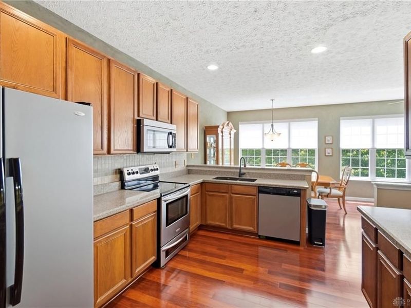 453 Bending Branch Lane, Miamisburg, OH 45342 Photo 9