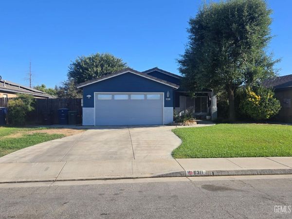6311 Padua Court, Bakersfield, CA 93308
