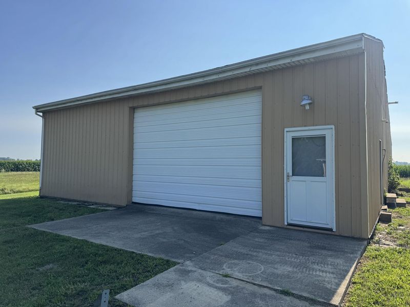 2091 West Road, Saint Paris, OH 43072 Photo 9
