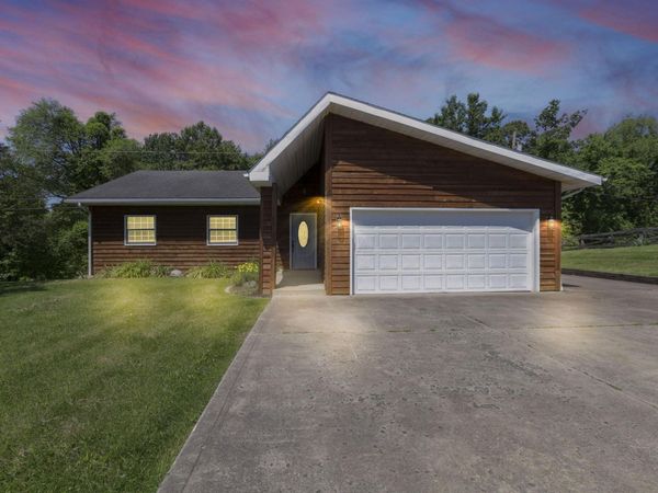 8941 State Route 664 N, Logan, OH 43138