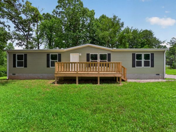 665 Camp Belle Air Rd , Sparta, TN 38583
