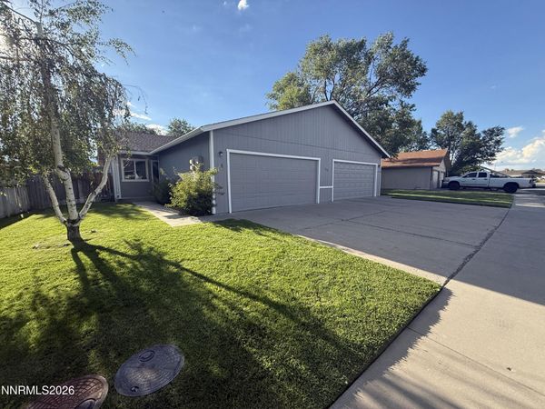 752 Wagon Drive, Gardnerville, NV 89460