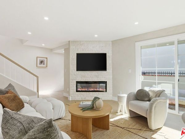 4738 La Villa Marina, Unit A, Marina Del Rey, CA 90292